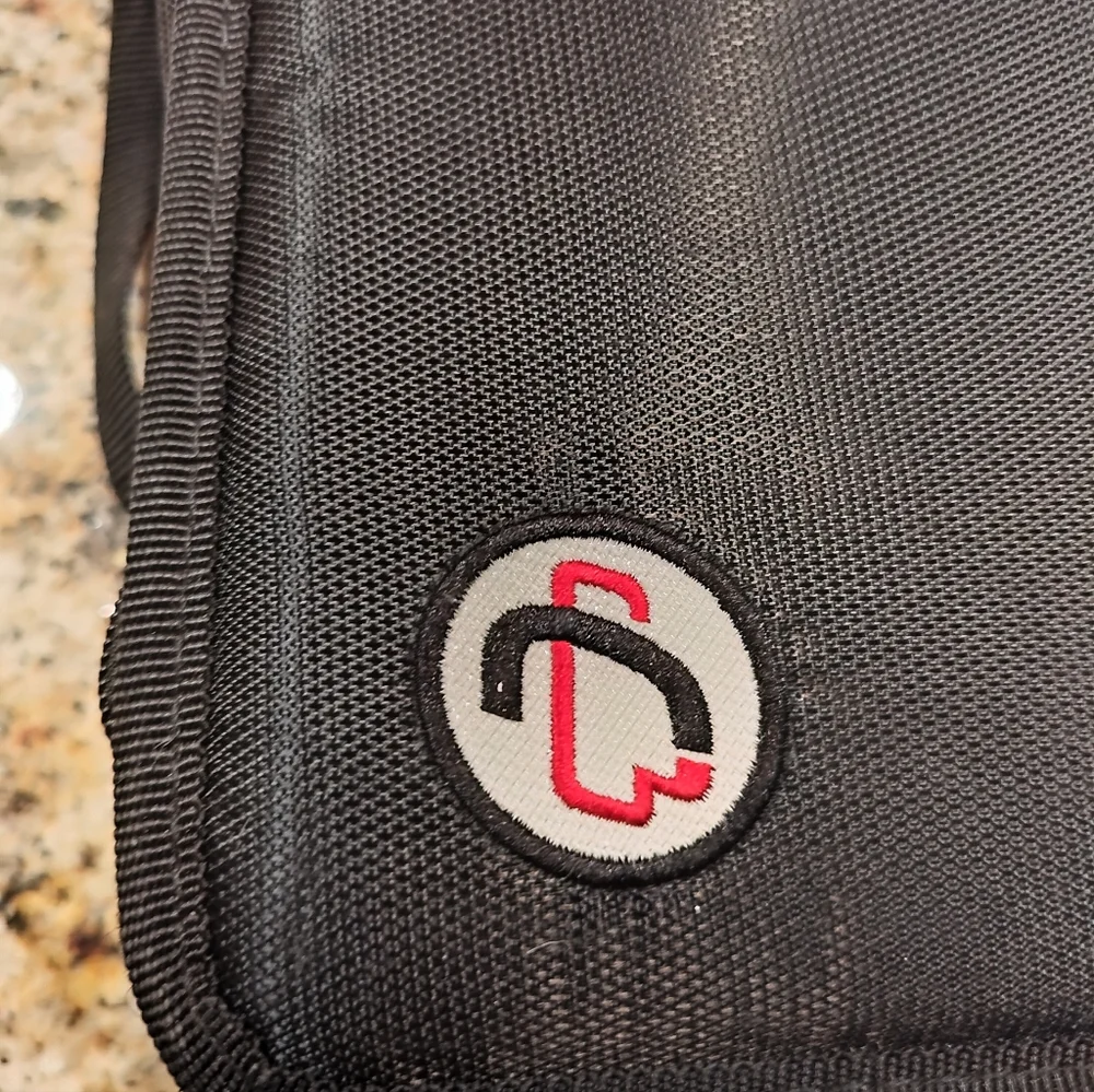 Case-it Z-Binder, 2in1, 1.5-Inch D-Ring Zipper, Grey, Black. Like New!